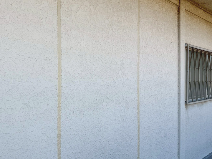 外壁クラック補修工事完工