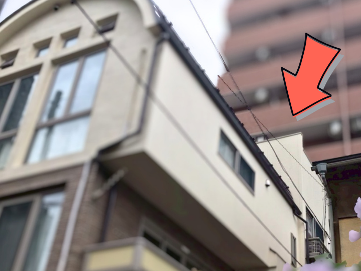 屋上のペントハウスを調査