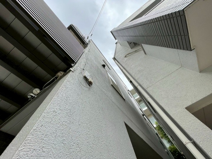 外壁全体・経年劣化および汚れ状況
